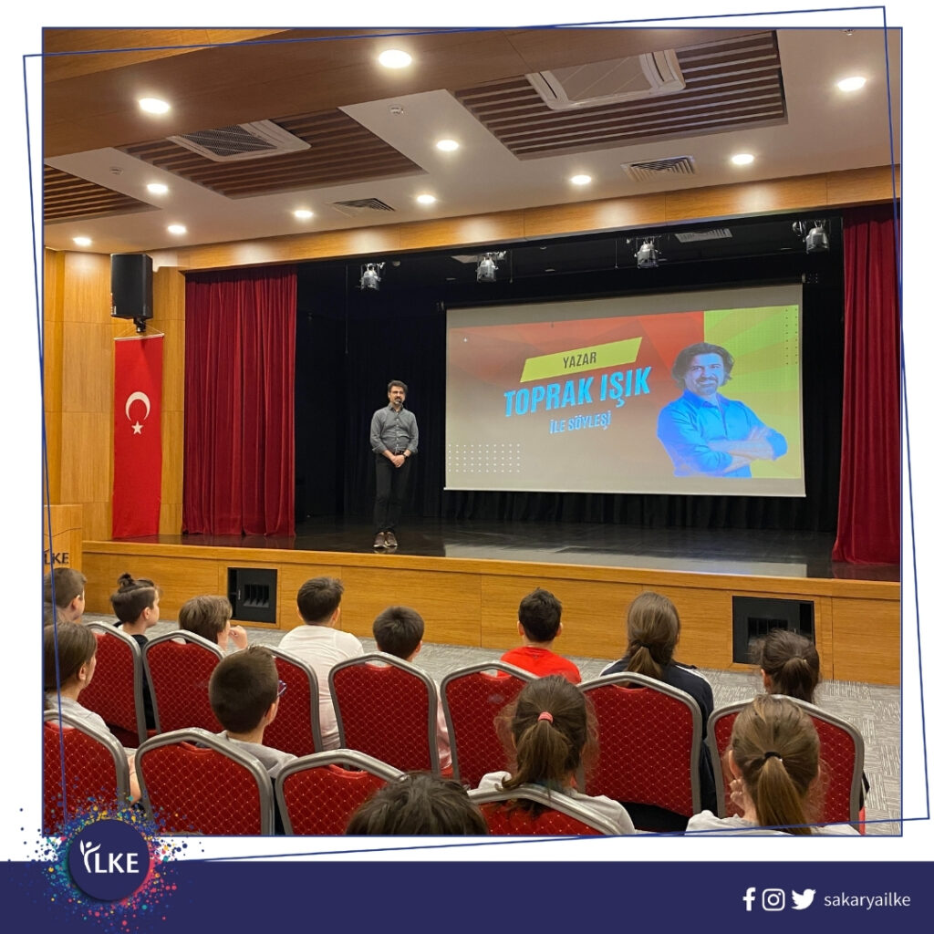 Toprak Işık İle Söyleşi