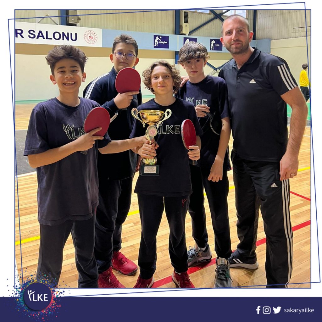 Öğrencilerimiz Masa Tenisi Yıldız Erkekler Müsabakaları’nda 1. Oldular